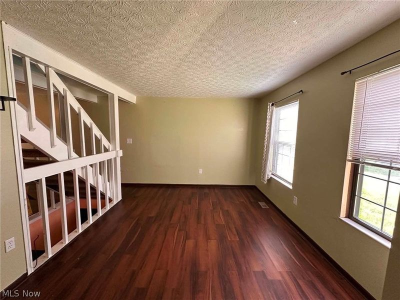 2295 Laurelwood Drive, Columbus, OH 43229 Photo 5