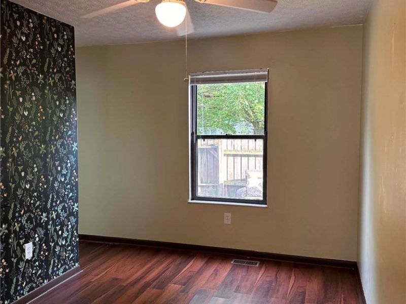 2295 Laurelwood Drive, Columbus, OH 43229 Photo 8
