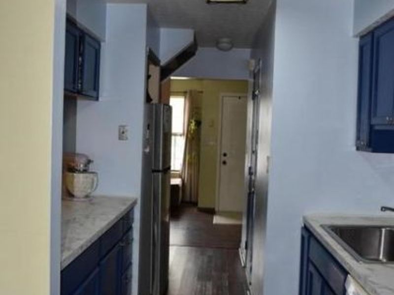 2295 Laurelwood Drive, Columbus, OH 43229 Photo 9