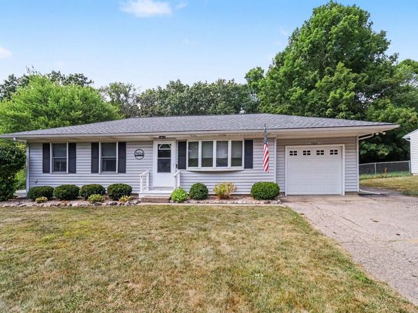 7824 W Q Avenue, Kalamazoo, MI 49009