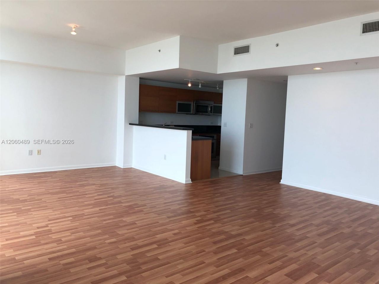 253 NE 2nd St, Unit 4207, Miami, FL 33132 Photo