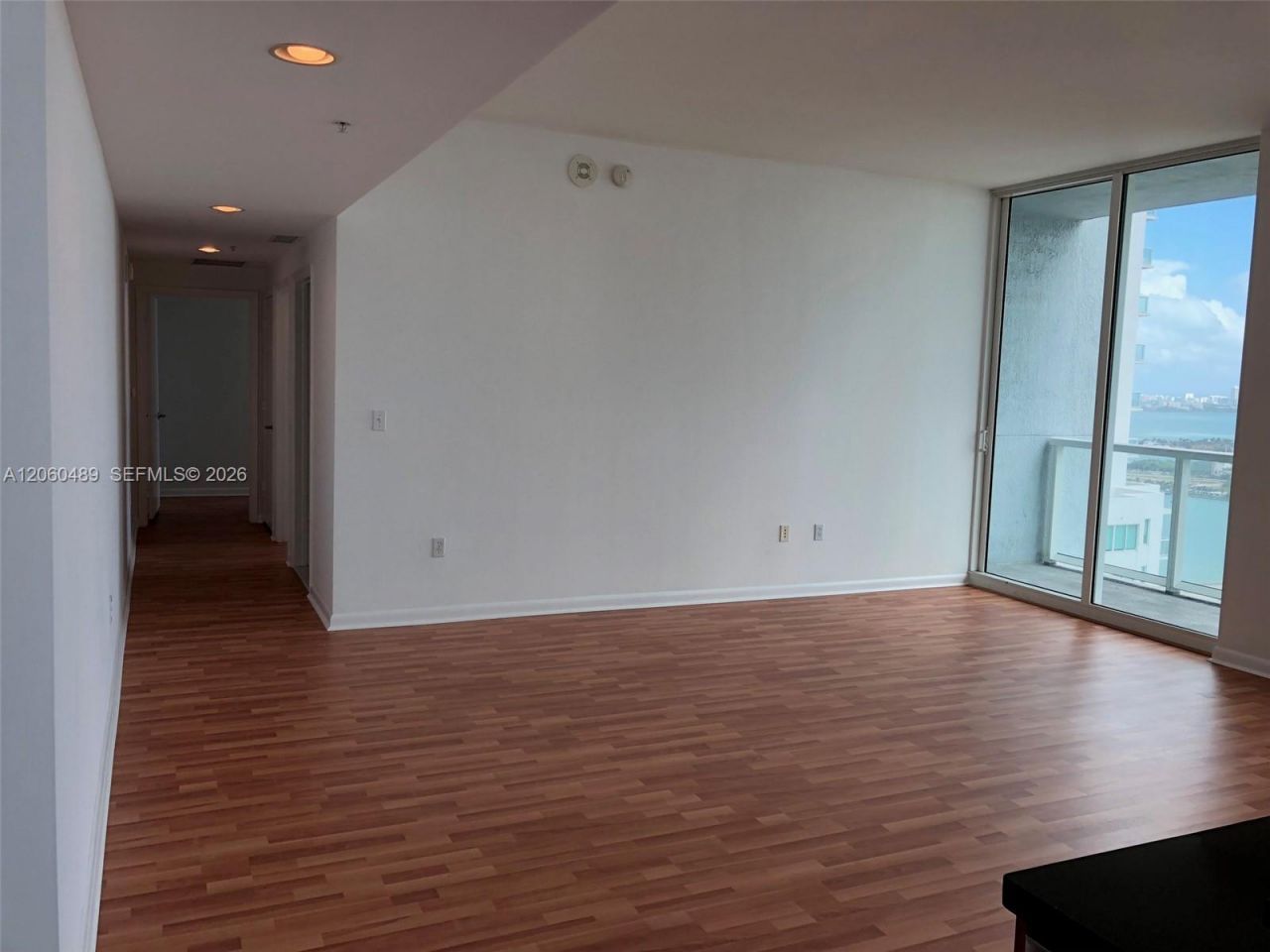 253 NE 2nd St, Unit 4207, Miami, FL 33132 Photo
