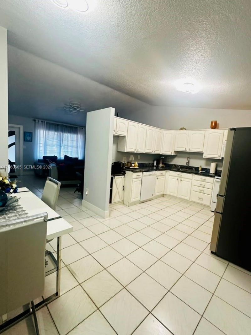 7097 SW 152nd Pl, Miami, FL 33193 Photo