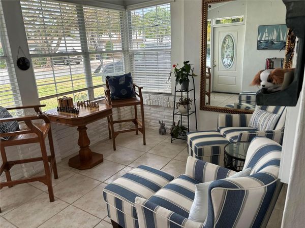1239 NE 16th Ave , Fort Lauderdale, FL 33304
