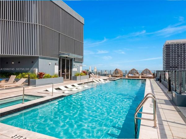 121 NE 5th St , Unit 504, Miami, FL 33132