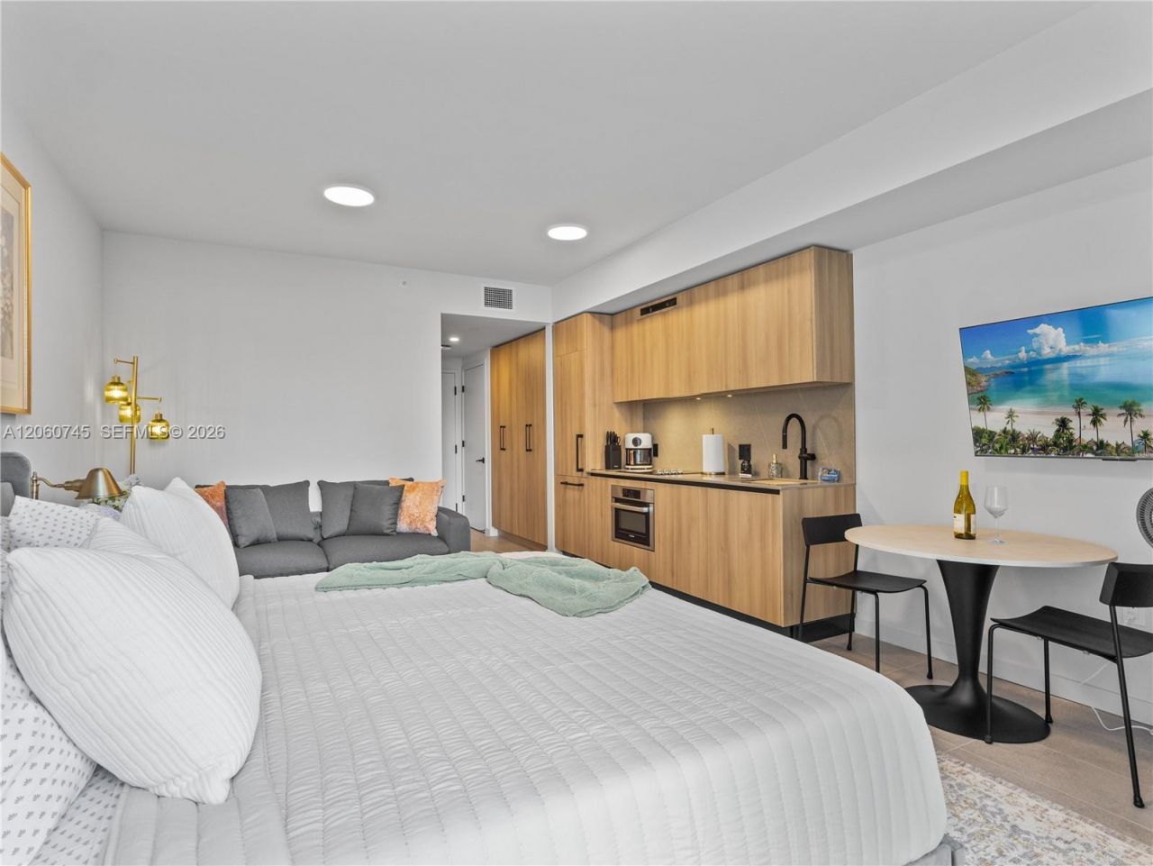 121 NE 5th St , Unit 504, Miami, FL 33132 Photo