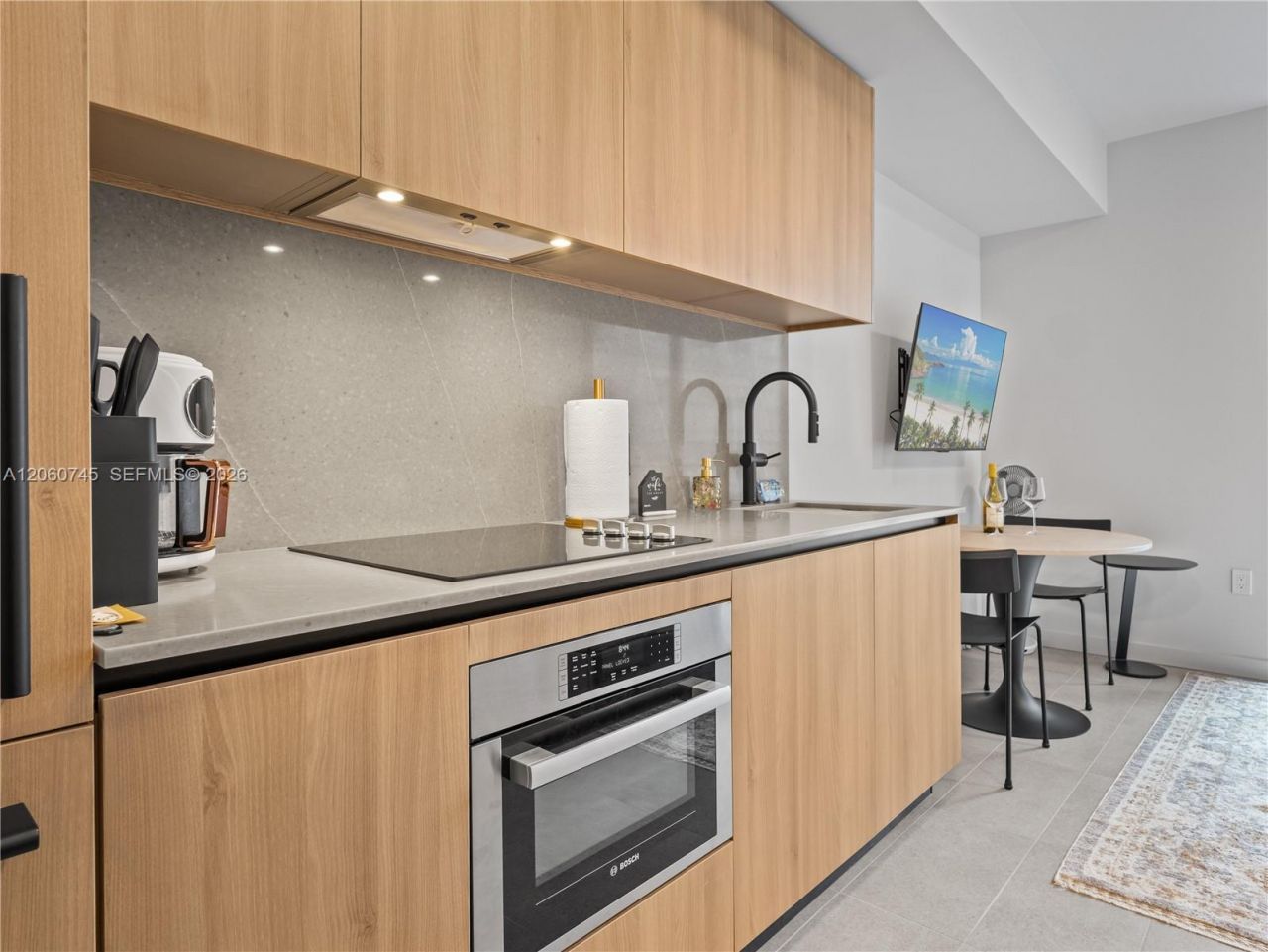 121 NE 5th St , Unit 504, Miami, FL 33132 Photo