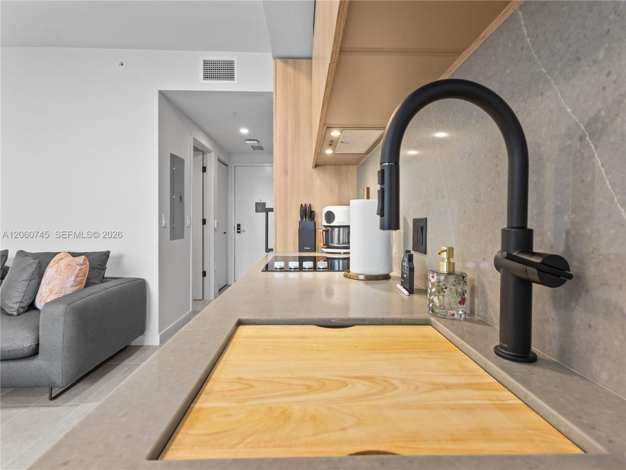 121 NE 5th St , Unit 504, Miami, FL 33132 Photo
