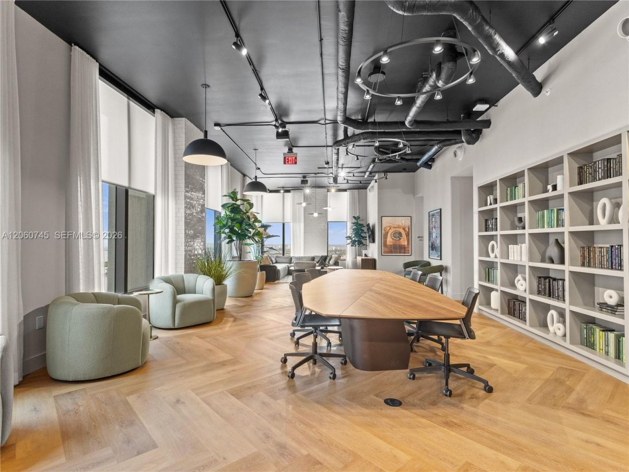 121 NE 5th St , Unit 504, Miami, FL 33132 Photo