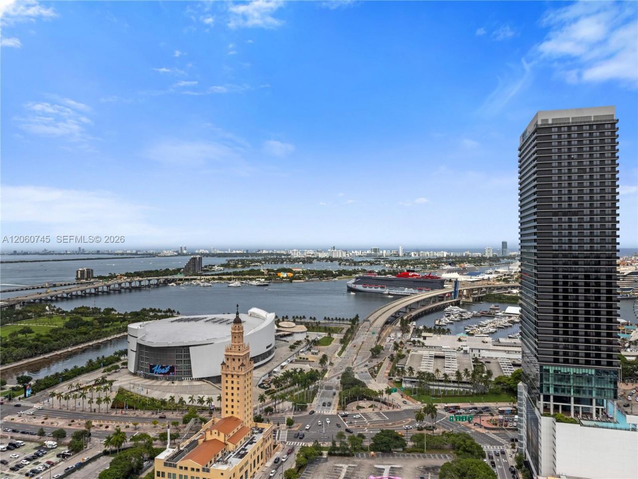 121 NE 5th St , Unit 504, Miami, FL 33132 Photo