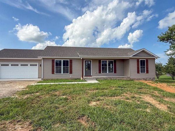 2804 New Salem Road , Glasgow, KY 42141