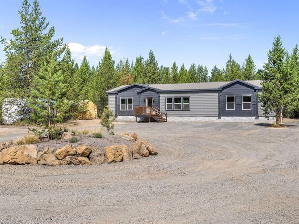 219 Tumbo Drive, Gilchrist, OR 97737