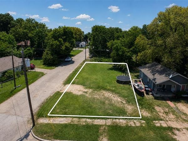 600 Preston Street , Waco, TX 76704