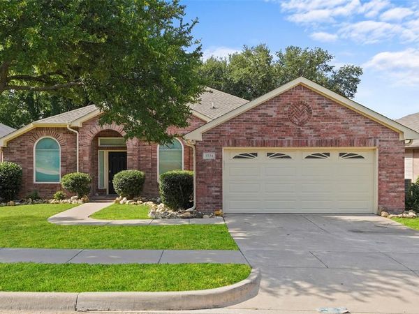5554 Canyon Lands Drive, Fort Worth, TX 76137