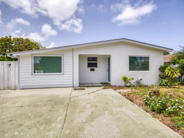 950 W 36th Street, Riviera Beach, FL 33404