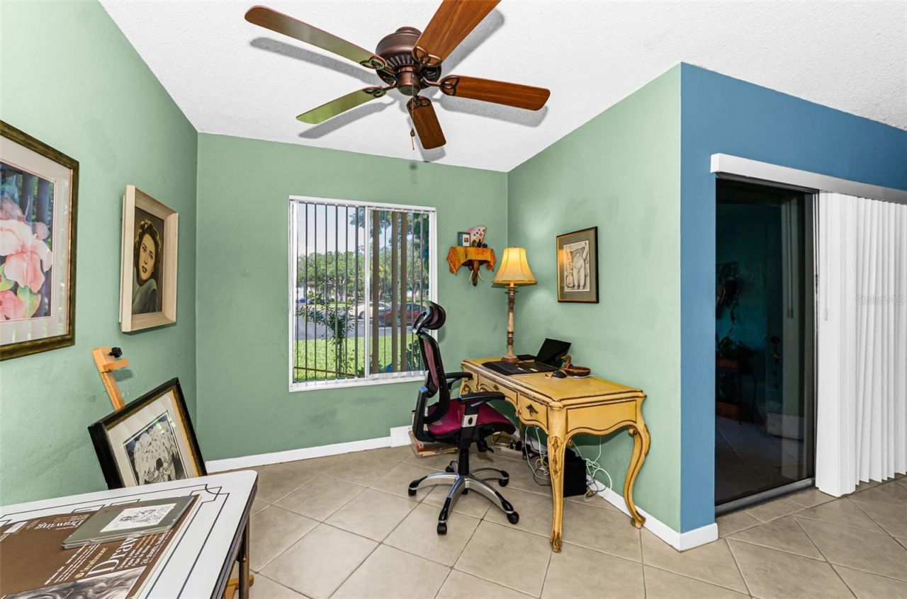 11436 2nd Street N, Unit 1, Saint Petersburg, FL 33716 Photo