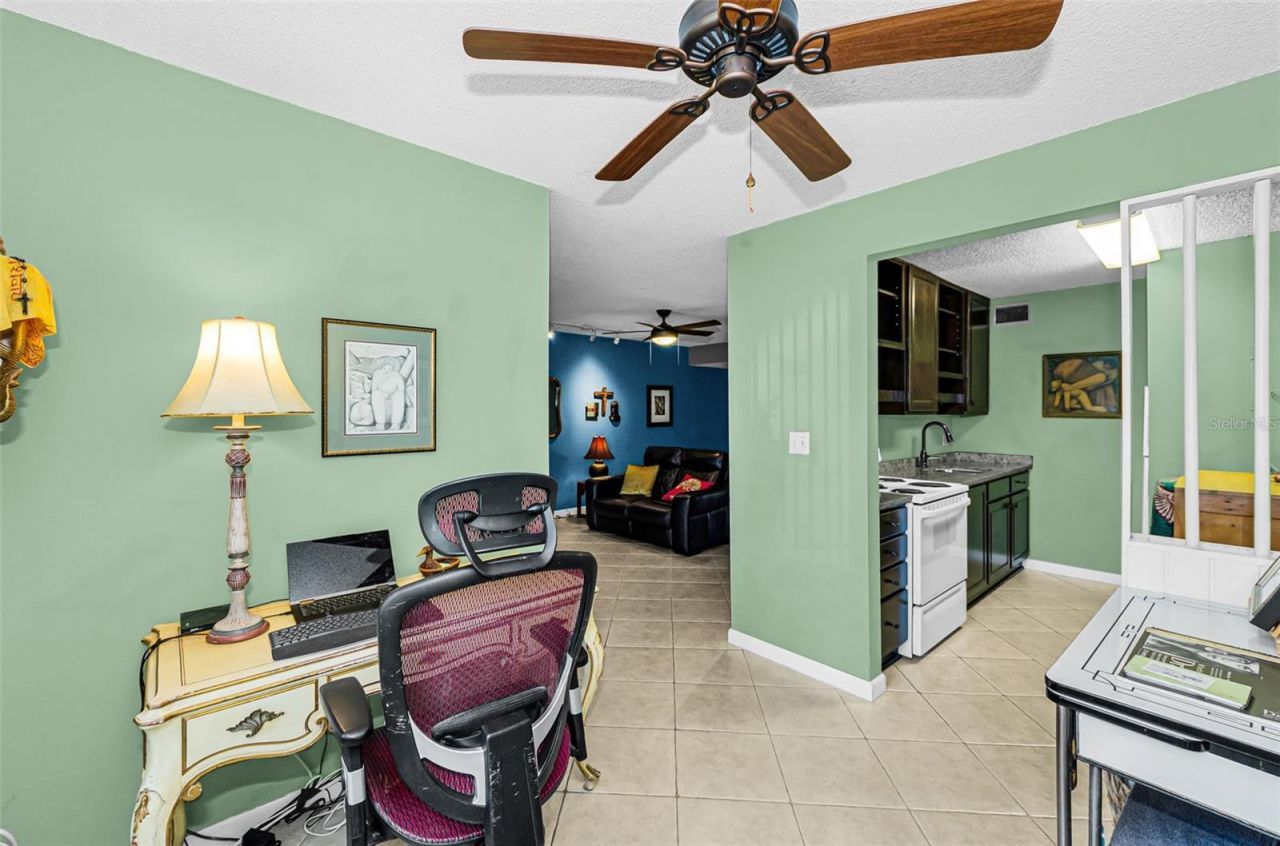 11436 2nd Street N, Unit 1, Saint Petersburg, FL 33716 Photo