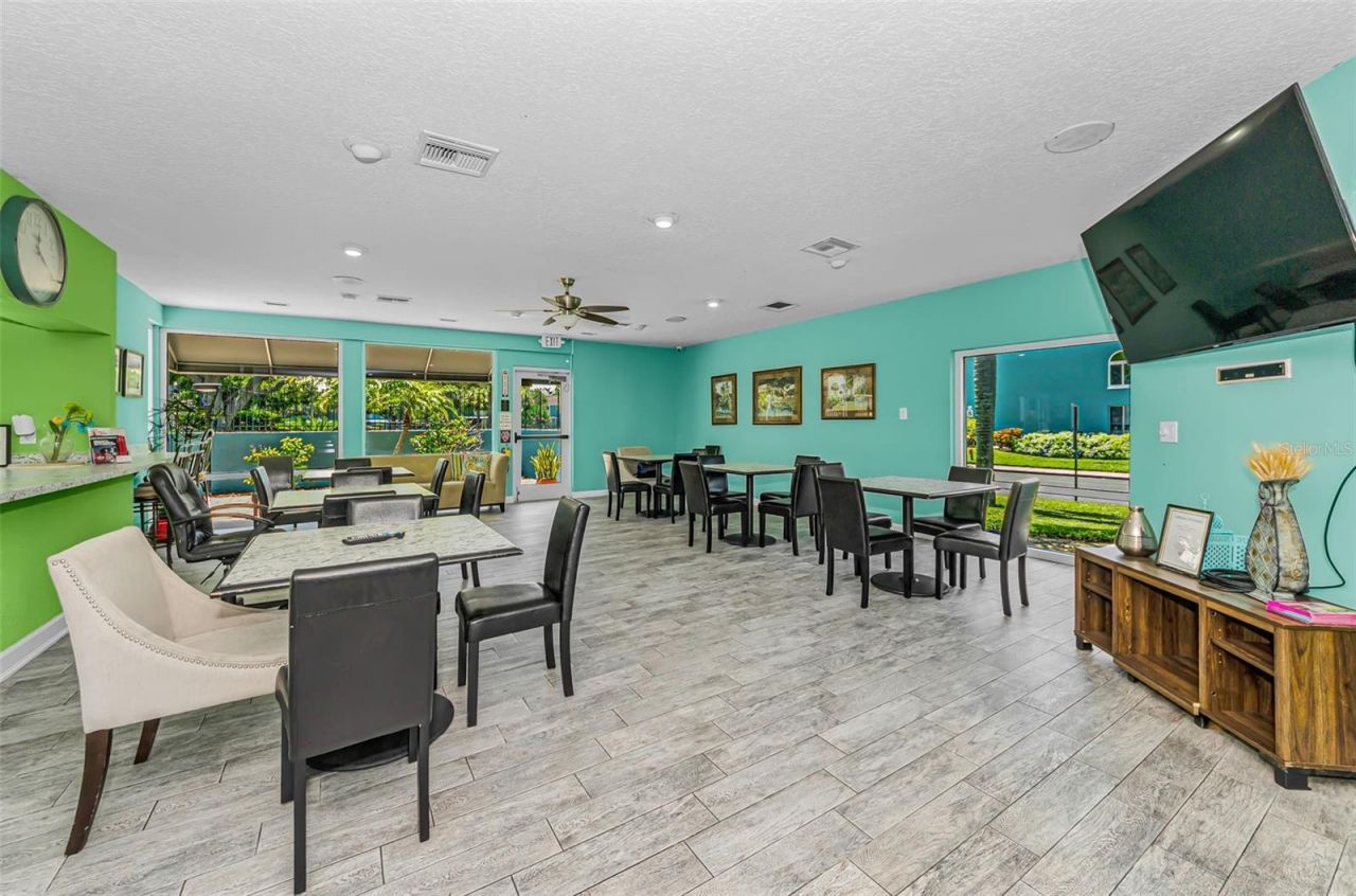 11436 2nd Street N, Unit 1, Saint Petersburg, FL 33716 Photo