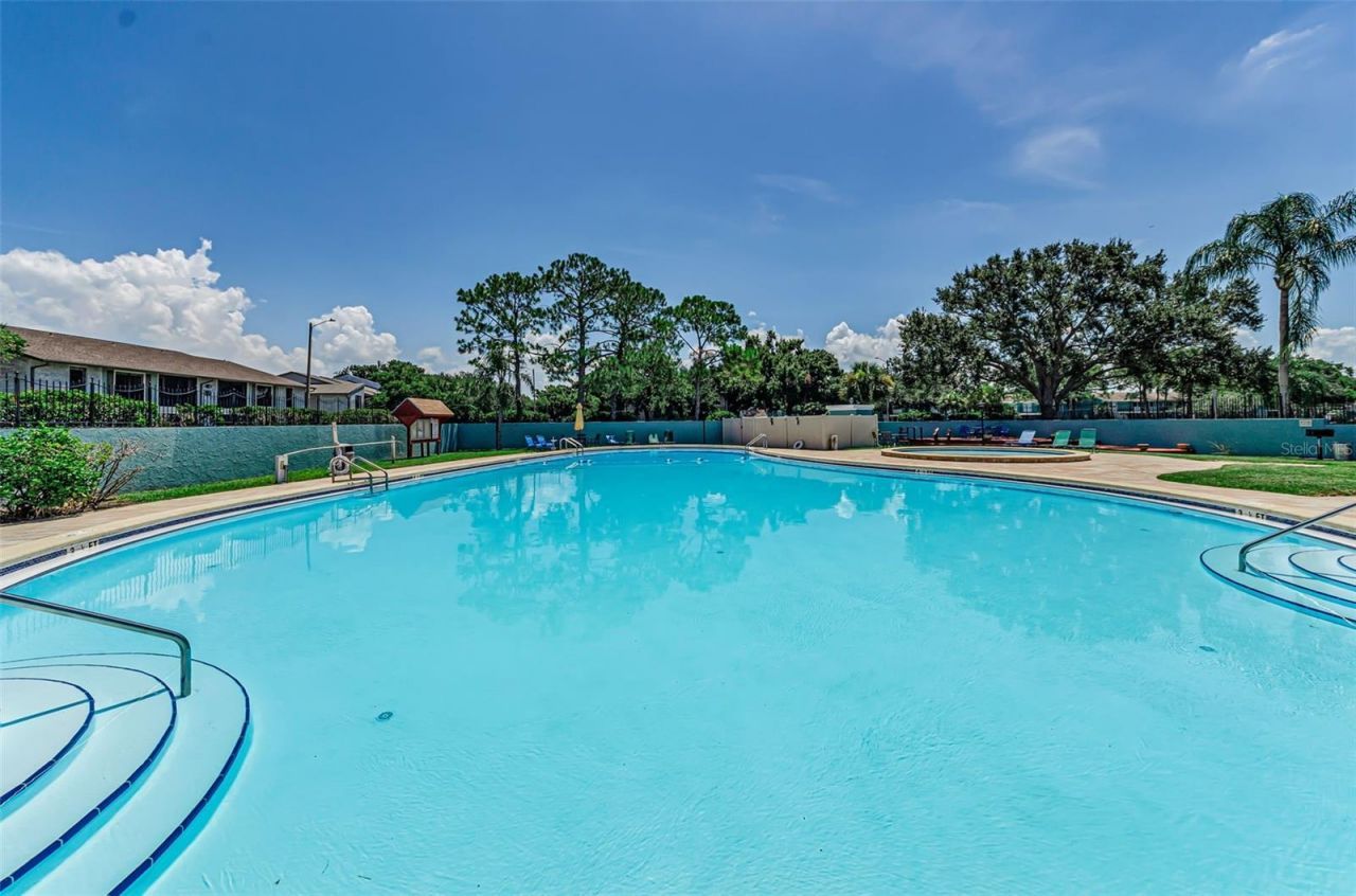 11436 2nd Street N, Unit 1, Saint Petersburg, FL 33716 Photo