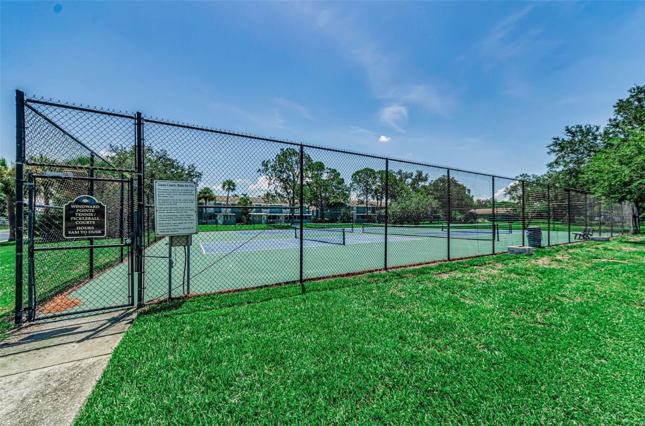 11436 2nd Street N, Unit 1, Saint Petersburg, FL 33716 Photo