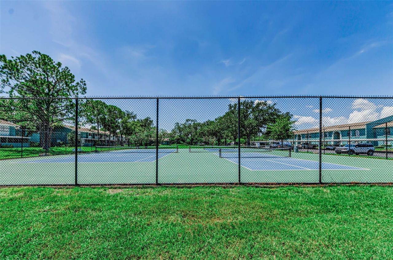 11436 2nd Street N, Unit 1, Saint Petersburg, FL 33716 Photo