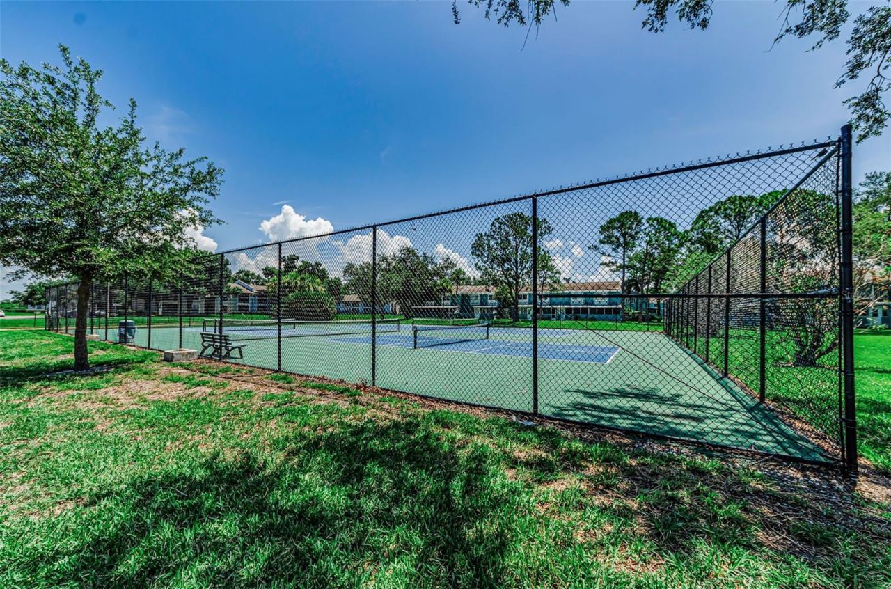 11436 2nd Street N, Unit 1, Saint Petersburg, FL 33716 Photo