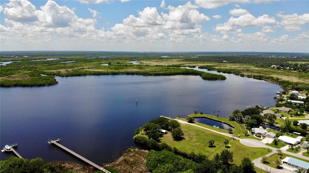 530 Woodstork Lane, Punta Gorda, FL 33982 Photo