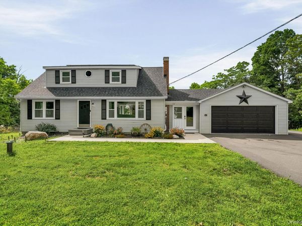 80 Burlingham Road, Pine Bush, NY 12566