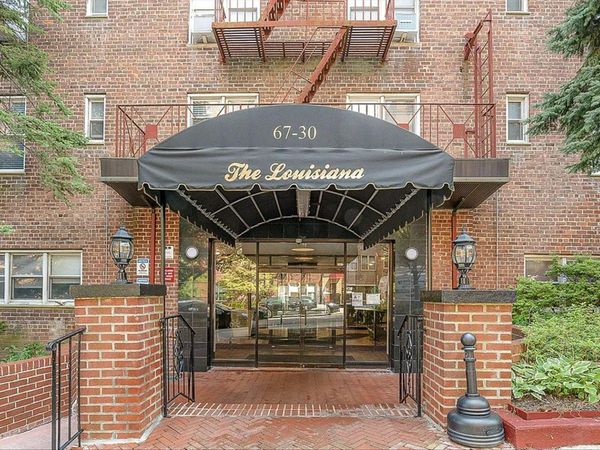 67-30 Clyde Street , Unit 3W, Forest Hills, NY 11375
