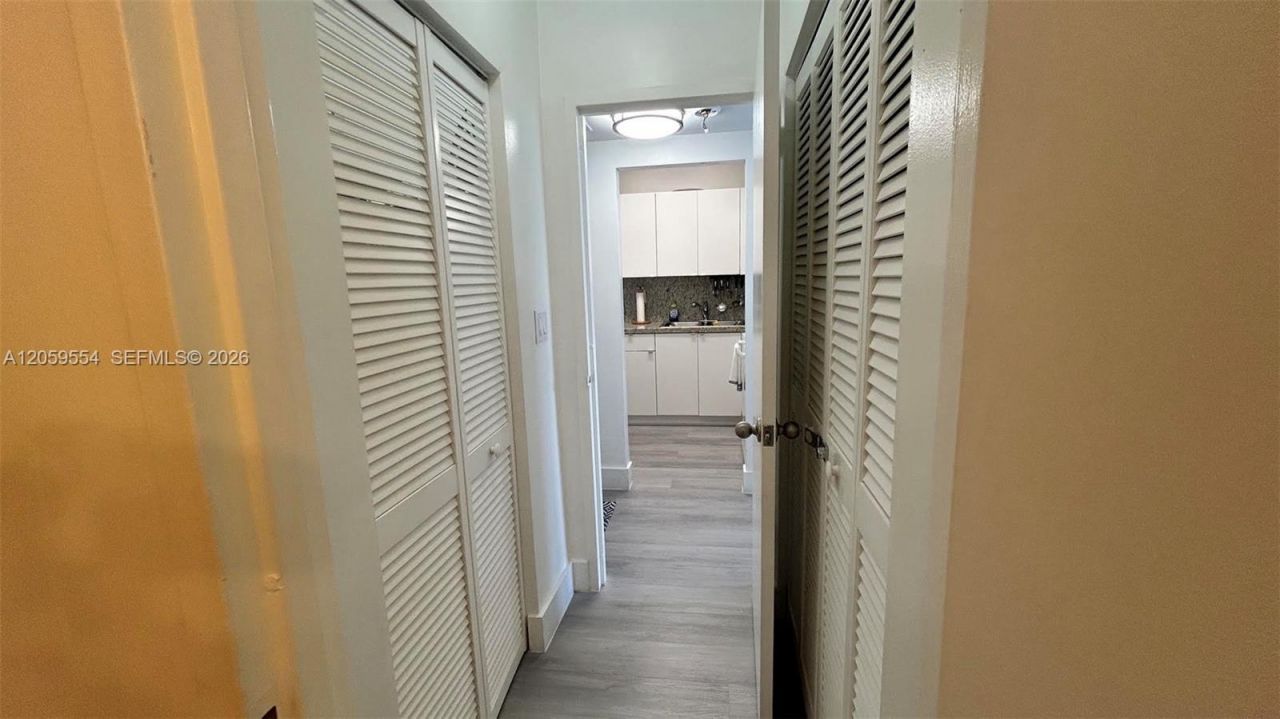 2899 Collins Ave, Unit 450, Miami Beach, FL 33140 Photo