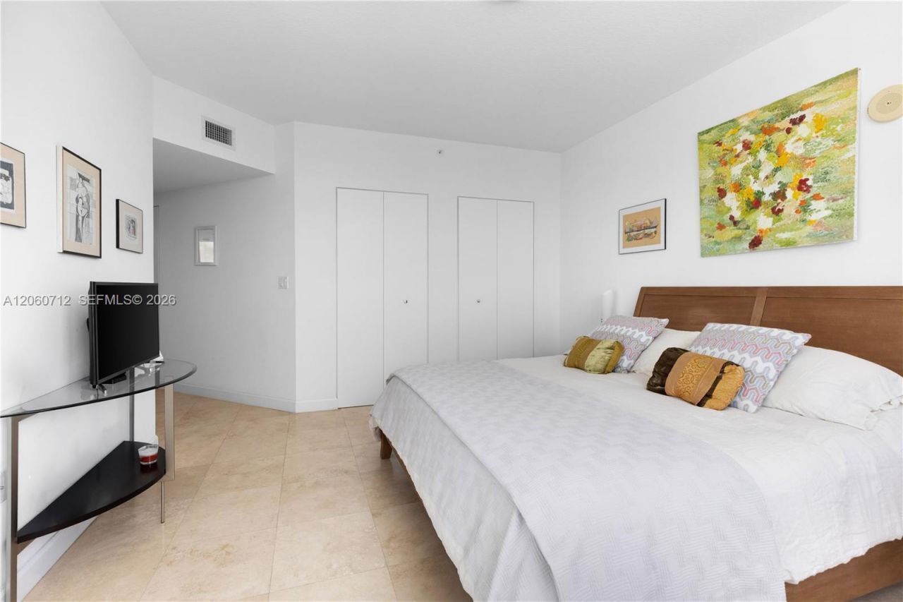 1745 E Hallandale Beach Blvd , Unit 1207W, Hallandale Beach, FL 33009 Photo