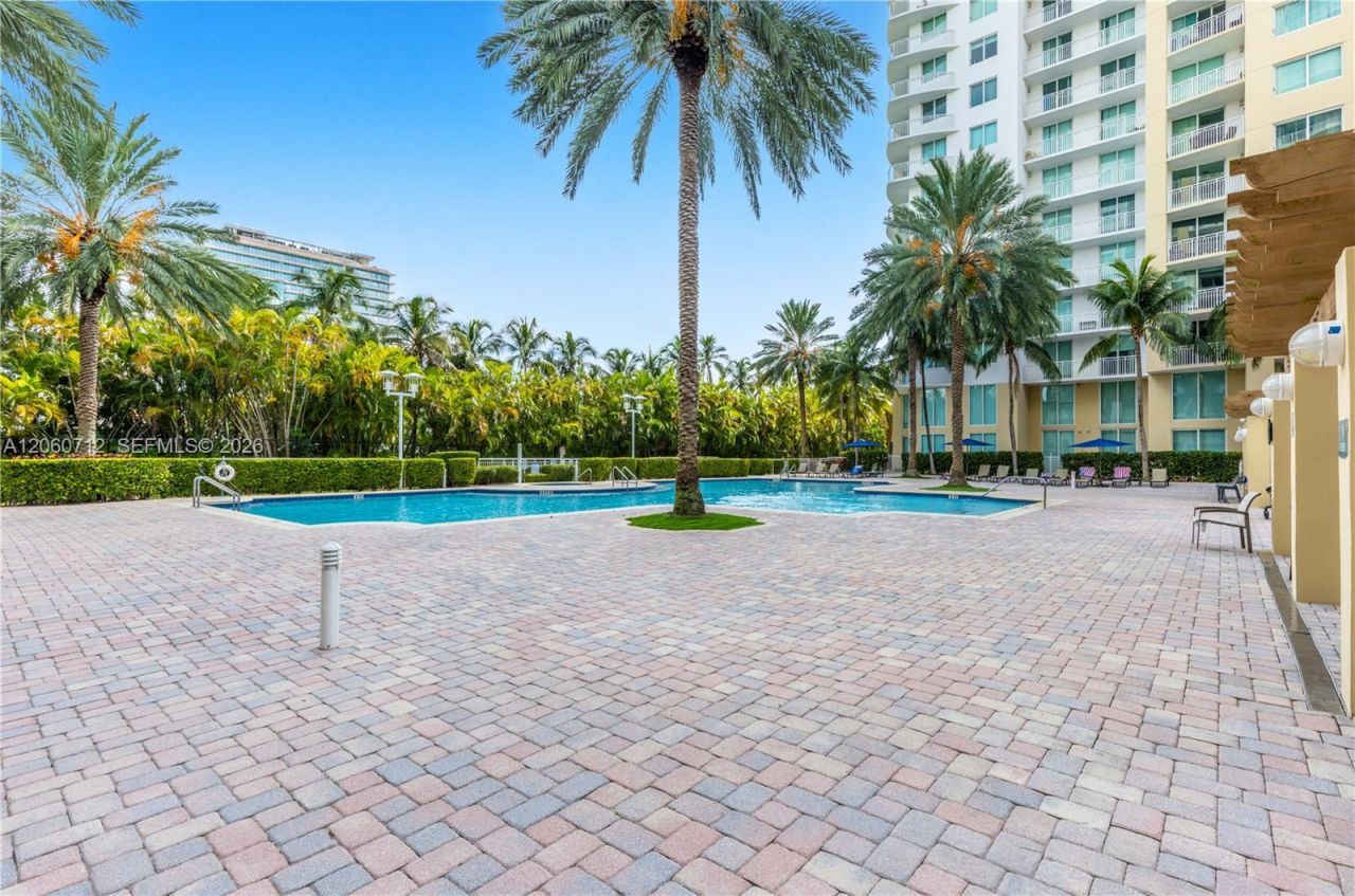 1745 E Hallandale Beach Blvd , Unit 1207W, Hallandale Beach, FL 33009 Photo