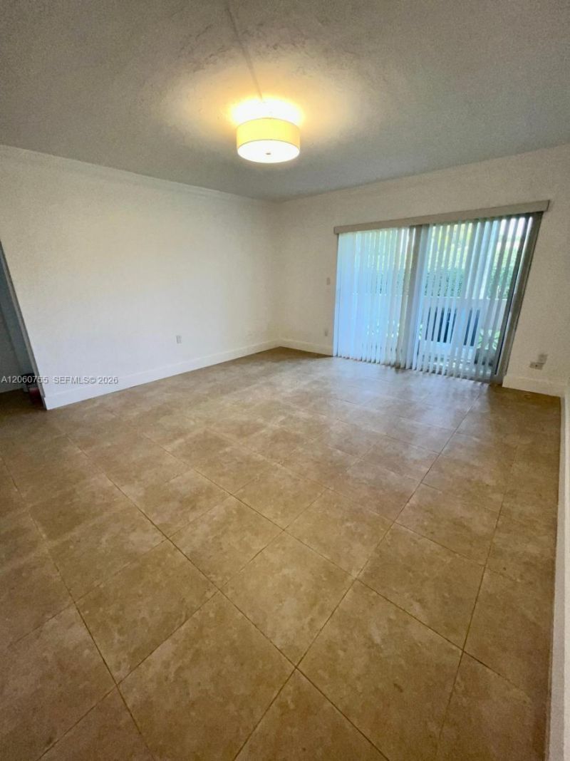 14500 SW 88th Ave, Unit 119, Palmetto Bay, FL 33176 Photo