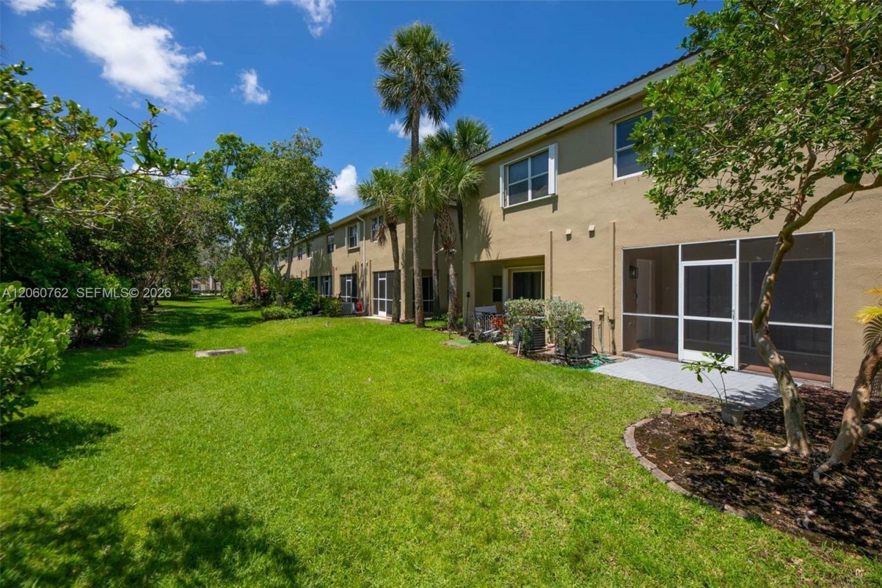 728 SW 122nd Ave , Pembroke Pines, FL 33025 Photo