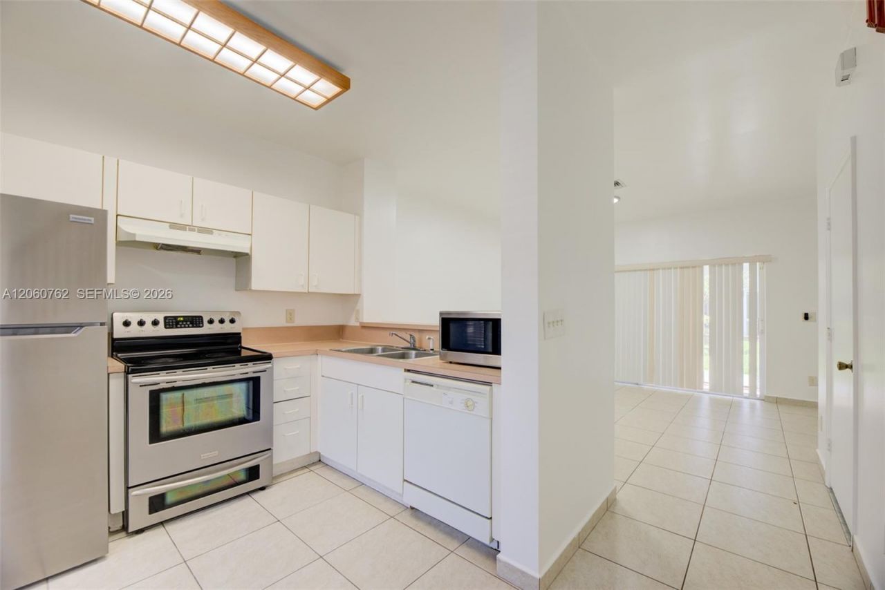 728 SW 122nd Ave , Pembroke Pines, FL 33025 Photo