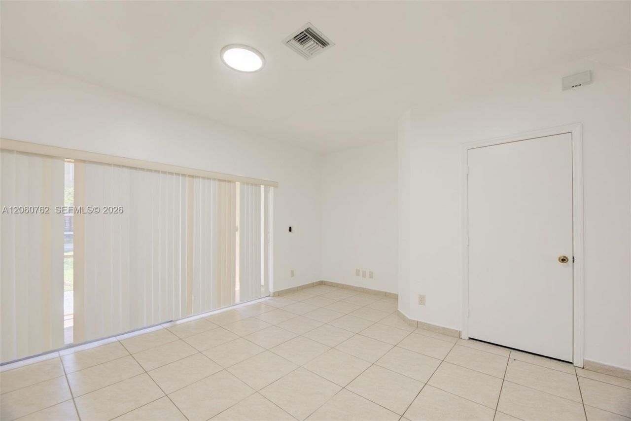 728 SW 122nd Ave , Pembroke Pines, FL 33025 Photo