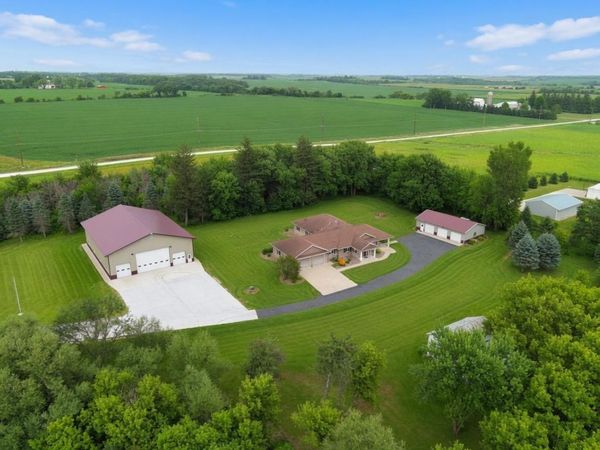 70082 270th Avenue, Kasson, MN 55944