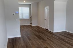 306 Salvia Street photo 4