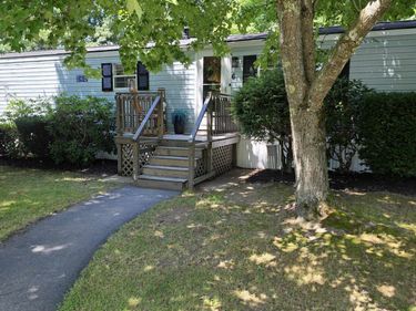 6 Saturn Lane, Nashua, NH 03062