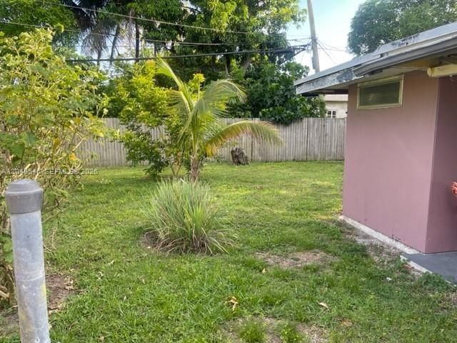 1400 NW 15th Ct, Fort Lauderdale, FL 33311 Photo