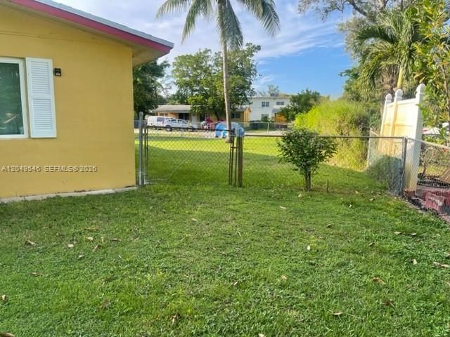 1400 NW 15th Ct, Fort Lauderdale, FL 33311 Photo