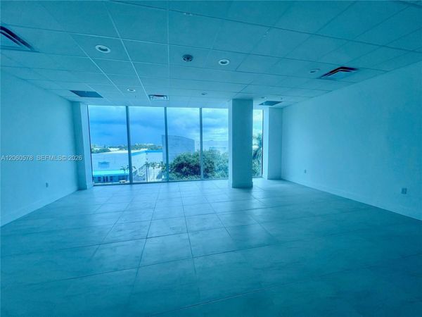 10450 NW 33rd St , Unit 302, Doral, FL 33172