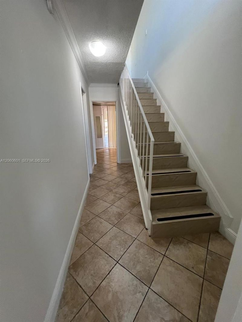 9210 Fontainebleau Blvd, Unit 506, Miami, FL 33172 Photo