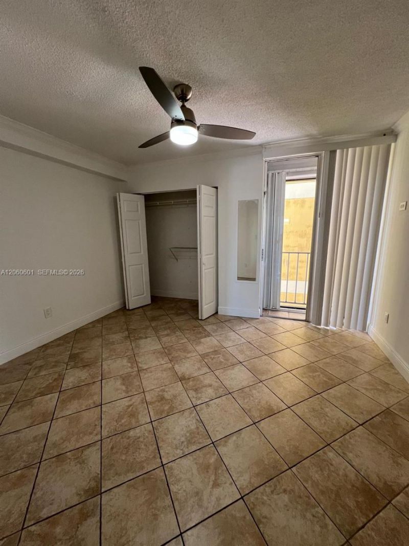 9210 Fontainebleau Blvd, Unit 506, Miami, FL 33172 Photo