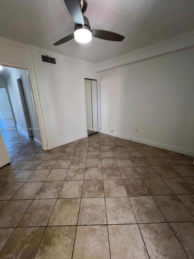 9210 Fontainebleau Blvd, Unit 506, Miami, FL 33172 Photo