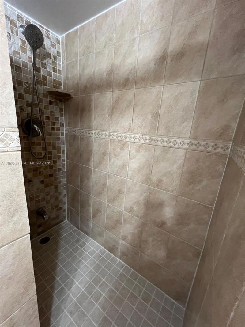 9210 Fontainebleau Blvd, Unit 506, Miami, FL 33172 Photo