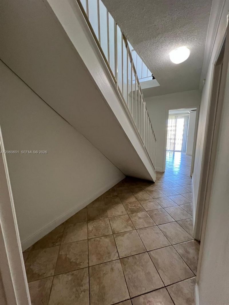 9210 Fontainebleau Blvd, Unit 506, Miami, FL 33172 Photo