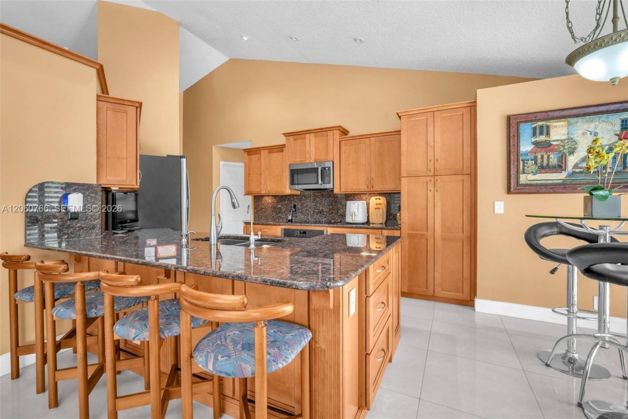 5143 NW 42nd Ter, Coconut Creek, FL 33073 Photo