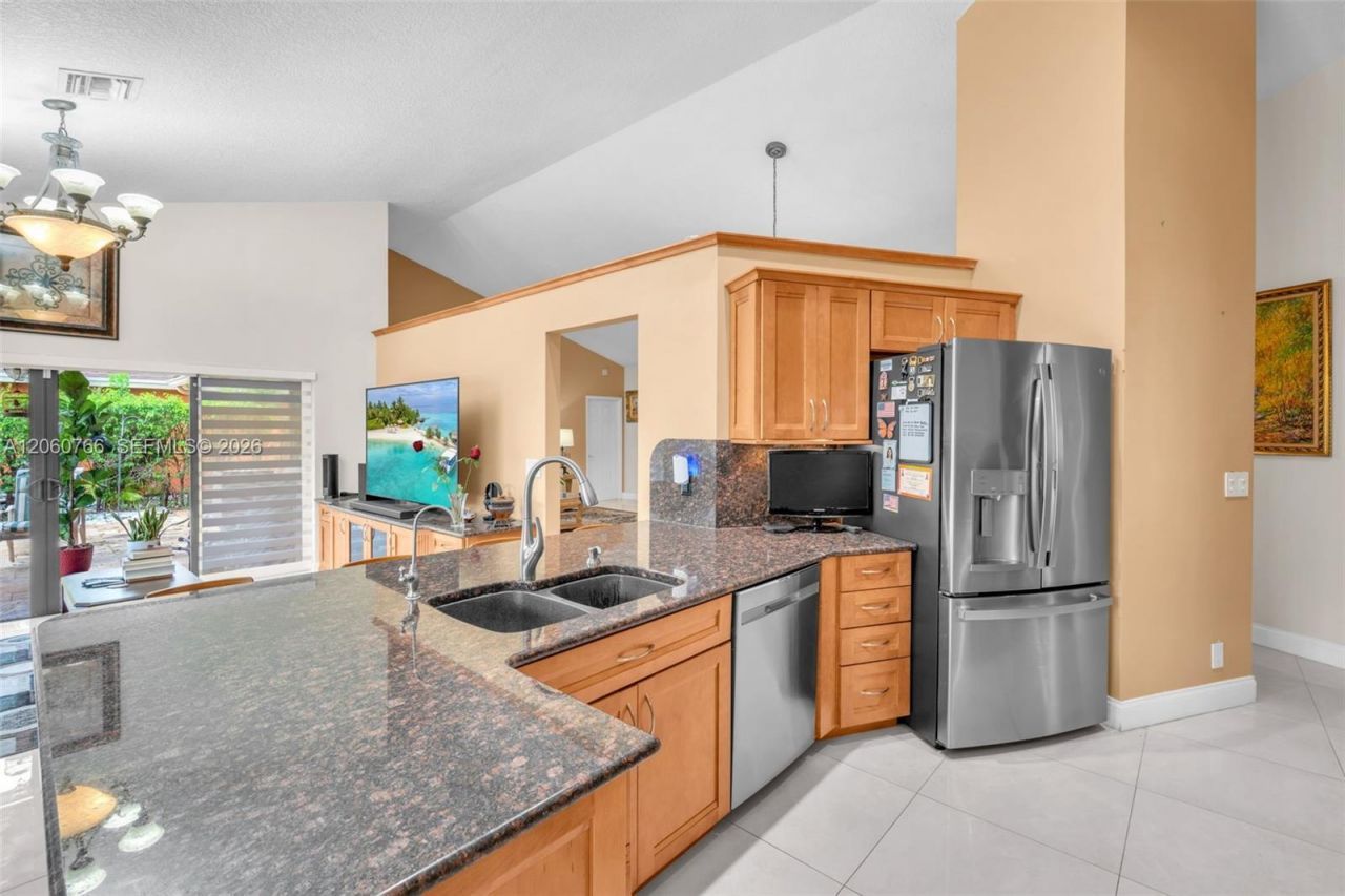 5143 NW 42nd Ter, Coconut Creek, FL 33073 Photo
