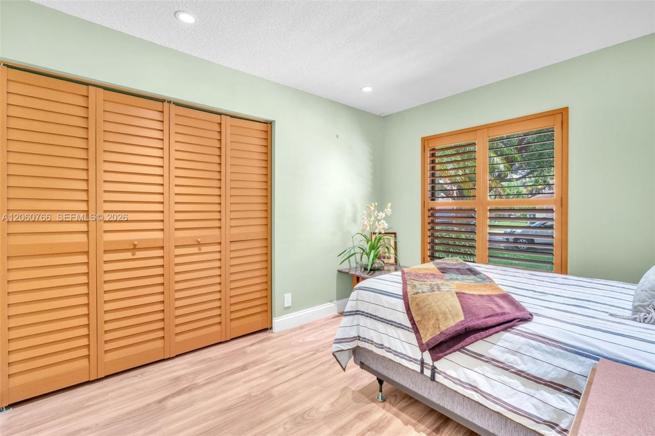5143 NW 42nd Ter, Coconut Creek, FL 33073 Photo